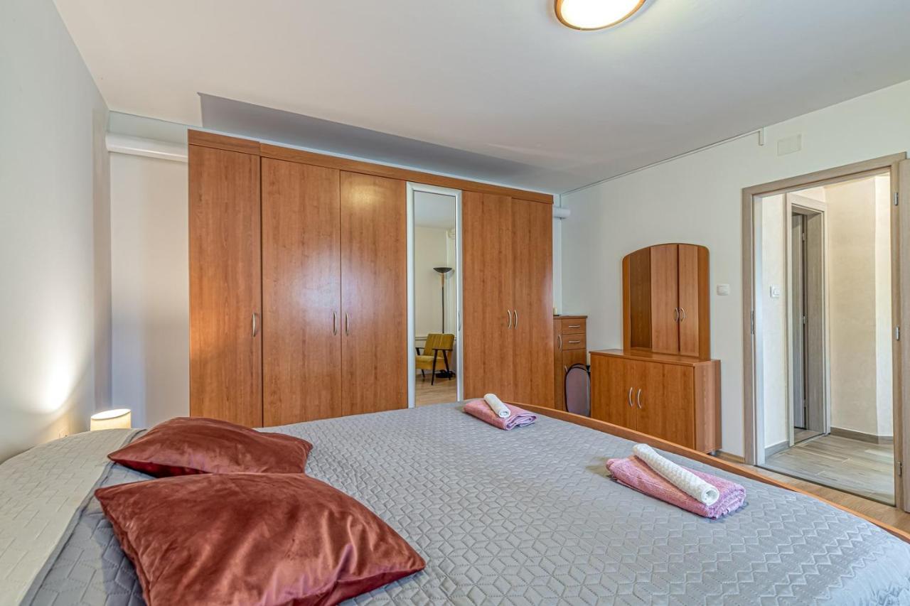 Apartment Flores Stari Pazin Zewnętrze zdjęcie