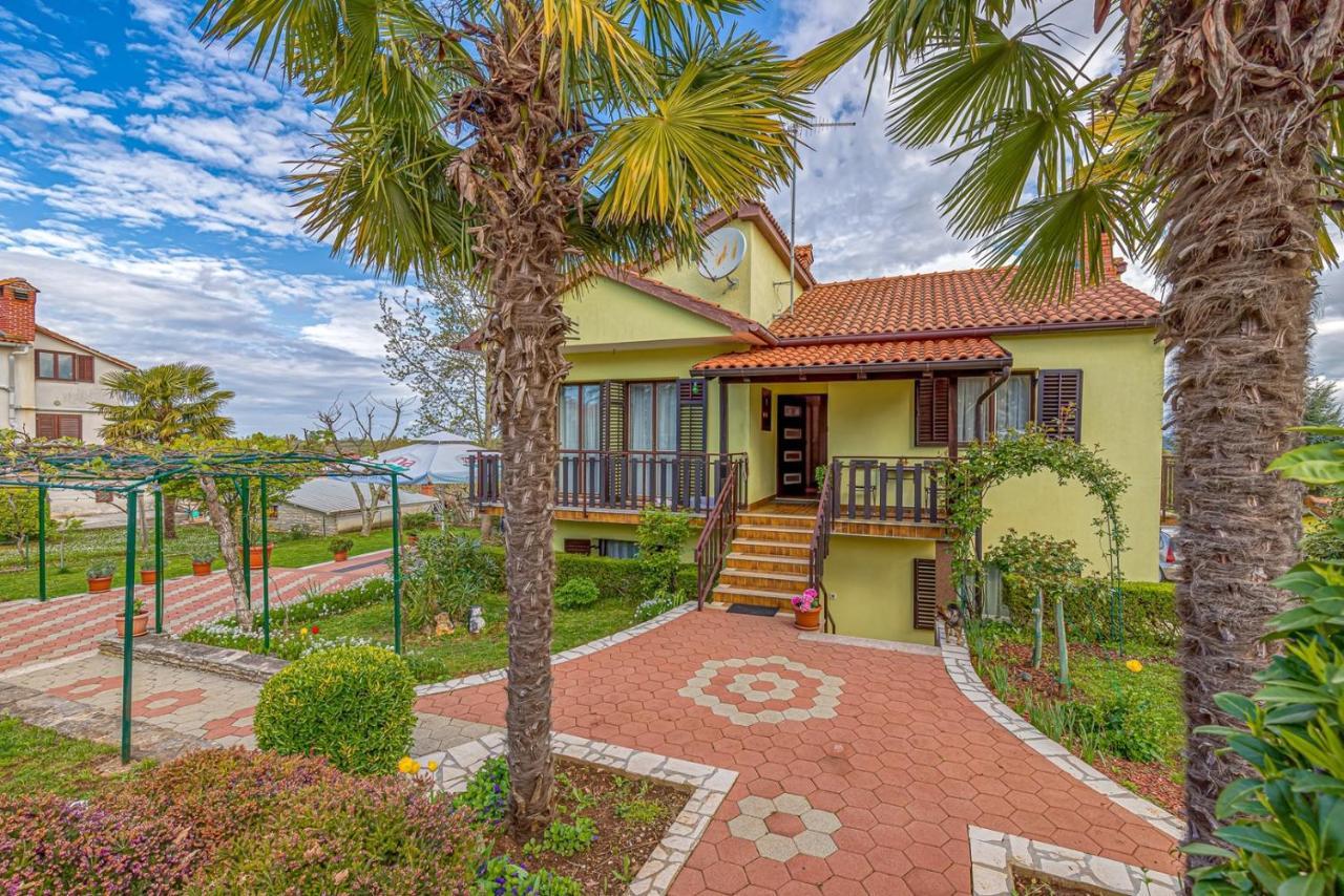 Apartment Flores Stari Pazin Zewnętrze zdjęcie