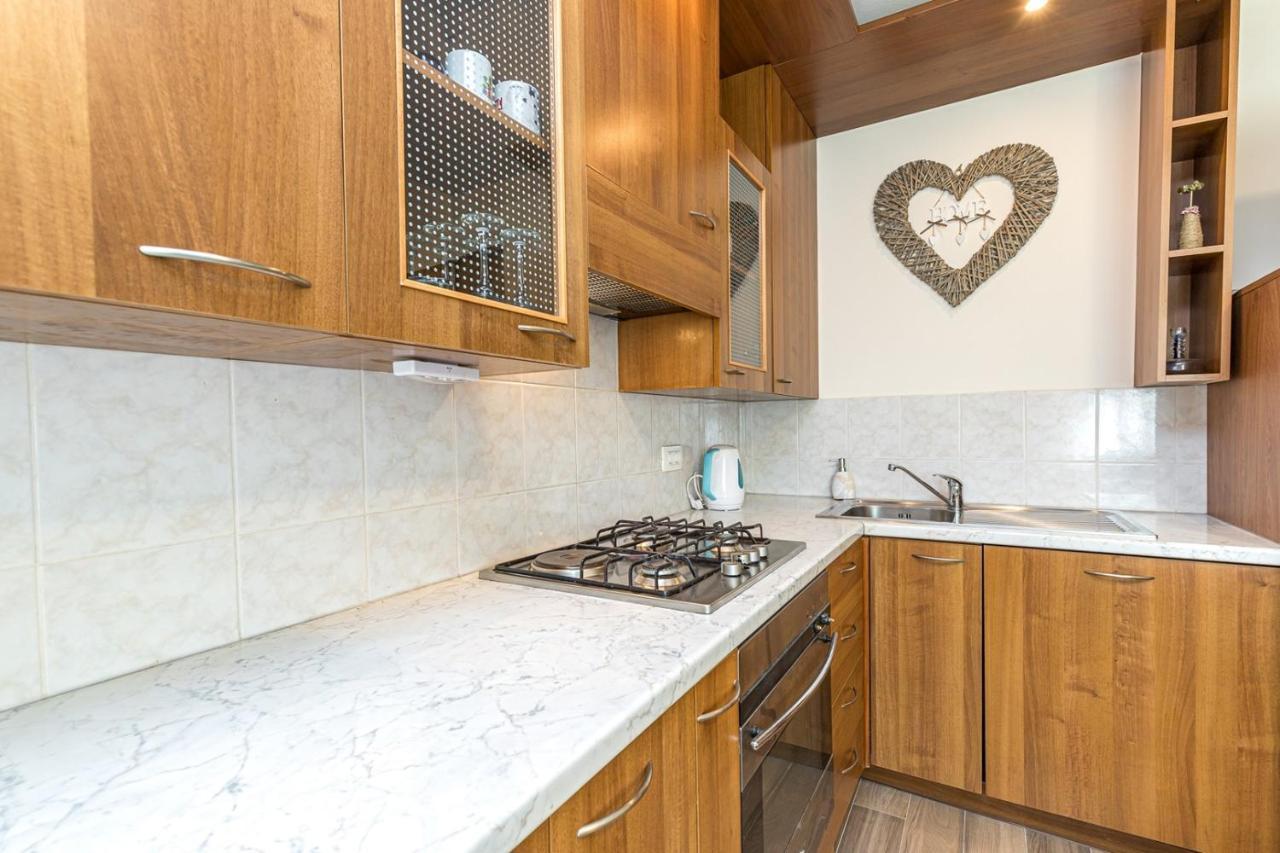 Apartment Flores Stari Pazin Zewnętrze zdjęcie